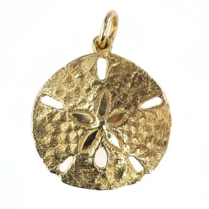 Sand Dollar Pendant in 14K Yellow Gold